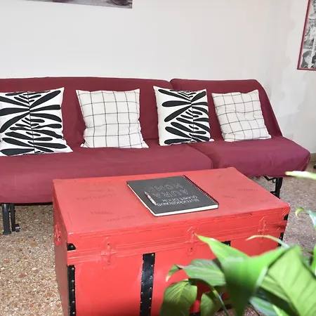 Apartment Aura Grazioso A Pochi Passi Dalla Metro A E C Rome