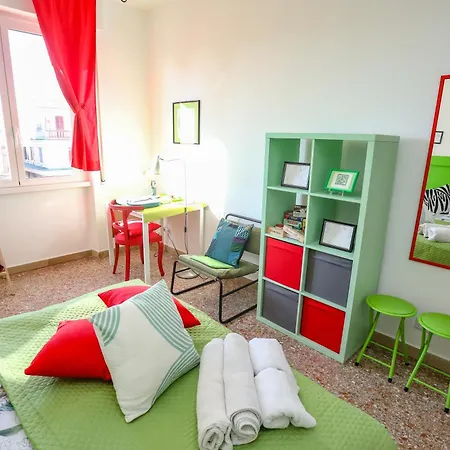 Apartament Aura Grazioso A Pochi Passi Dalla Metro A E C