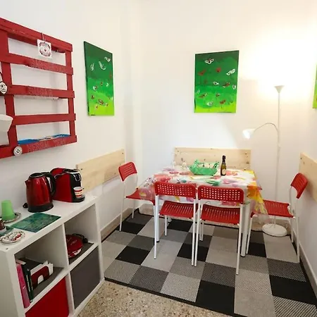 Aura Grazioso A Pochi Passi Dalla Metro A E C Apartament